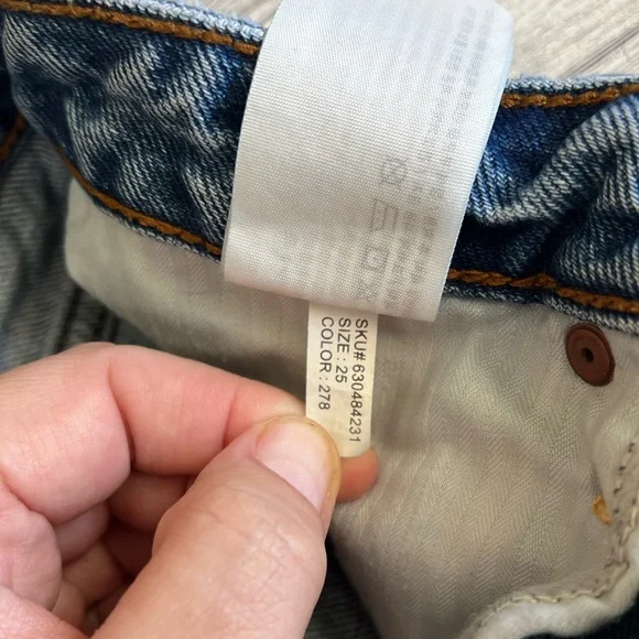 Abercrombie & Fitch Womens Distressed Jean Shorts - Picture 4 of 5